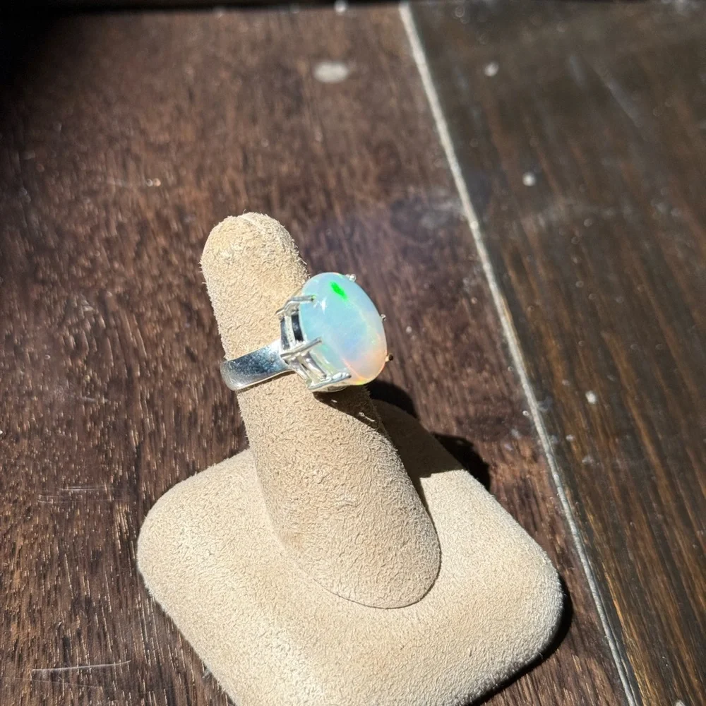 5 Carat Australian Opal Ring – Size 5.5 – 925 Sterling Silver